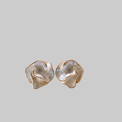 Temperament White Earrings