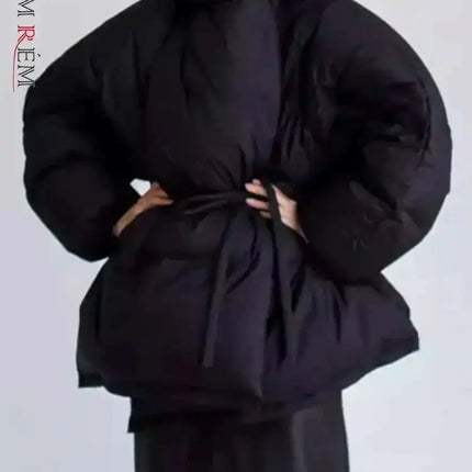 LANMREM High End Black Winter Down Coats Women Hooded Belt Gathered Waist Warm Jackets Fashion 2025 New Clothing 2AA4243