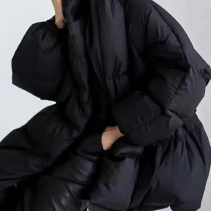 LANMREM High End Black Winter Down Coats Women Hooded Belt Gathered Waist Warm Jackets Fashion 2025 New Clothing 2AA4243