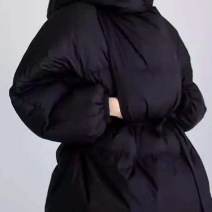 LANMREM High End Black Winter Down Coats Women Hooded Belt Gathered Waist Warm Jackets Fashion 2025 New Clothing 2AA4243